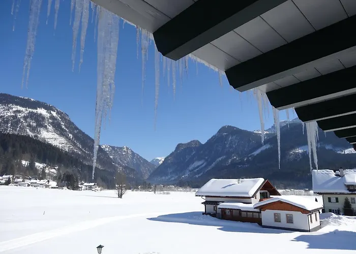 Apartmenthaus Edelweiss In *