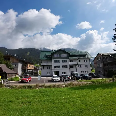 Apartmenthaus Edelweiss In Apartmán